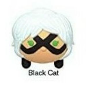 🔑 NWT Black Cat Marvel Tsum Tsum Keyring